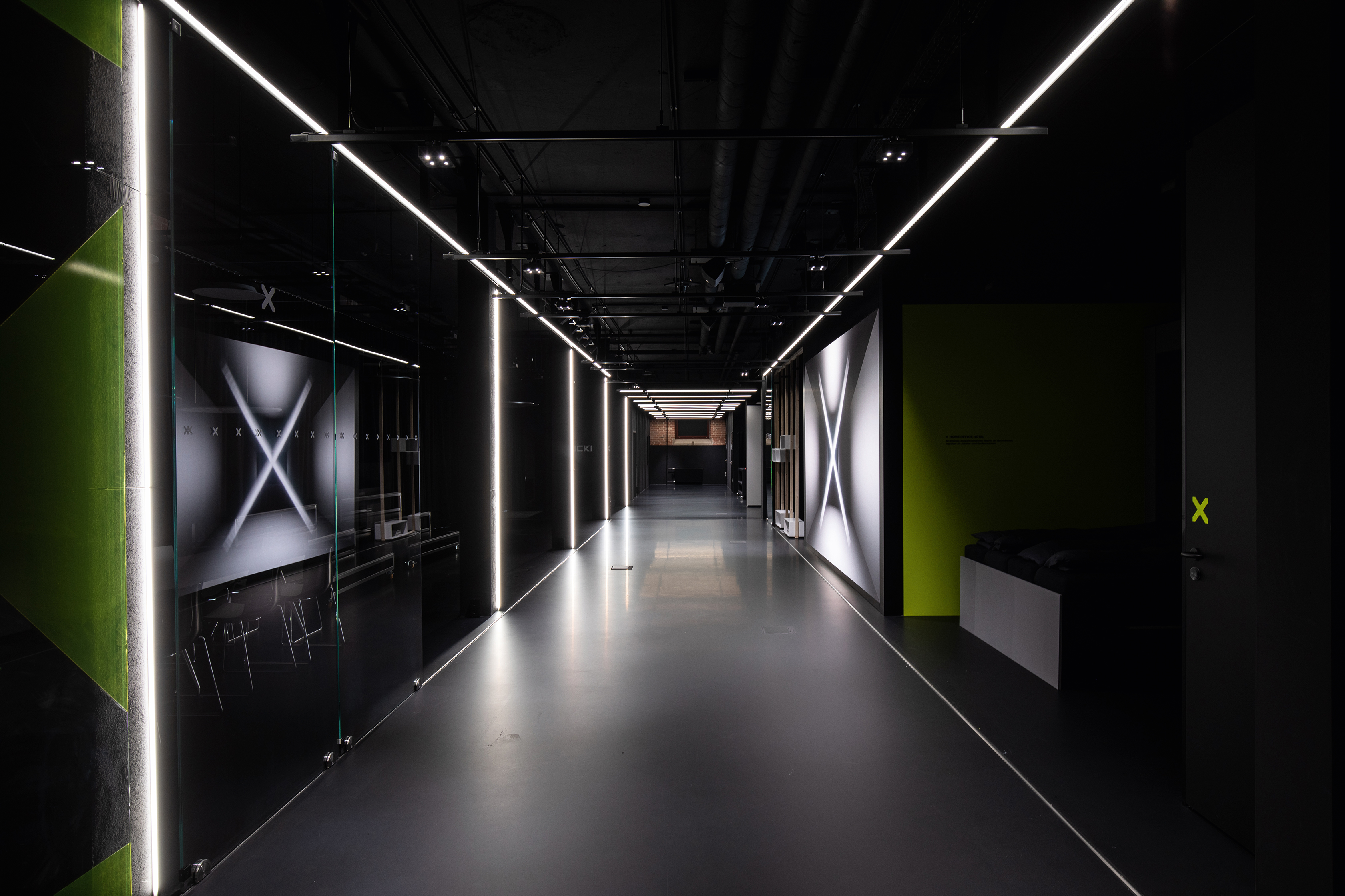 BLACKBOX TRANSFORMATION - a unique mixture of future workshop, showroom, academy and meeting point